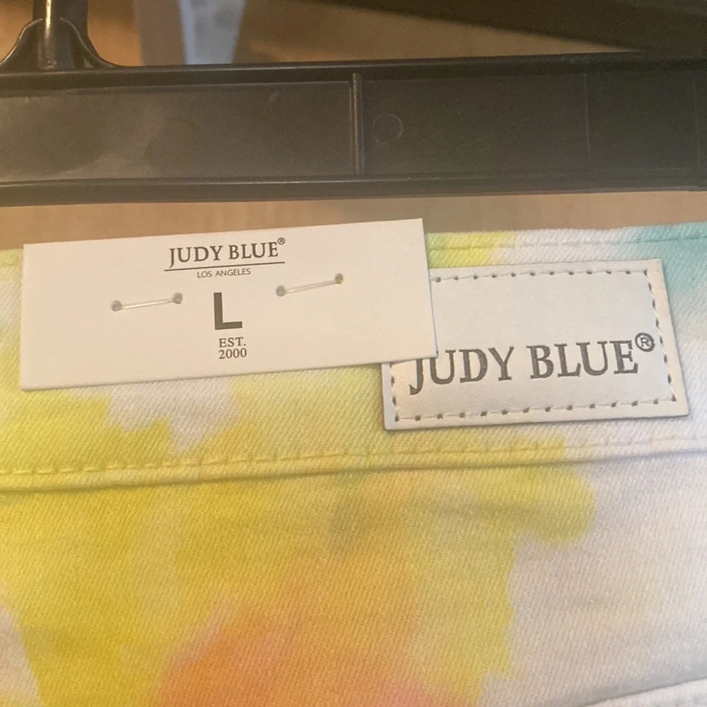 Judy Blue Tye Dye shorts; size L; new with tags - Picture 3 of 9